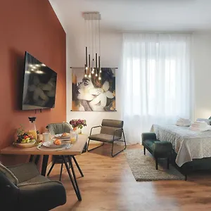 Appart hôtel Emi Luxury